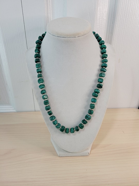 Antique Vintage Midcentury Malachite Polished Squared Bead Barrel Clasp Necklace