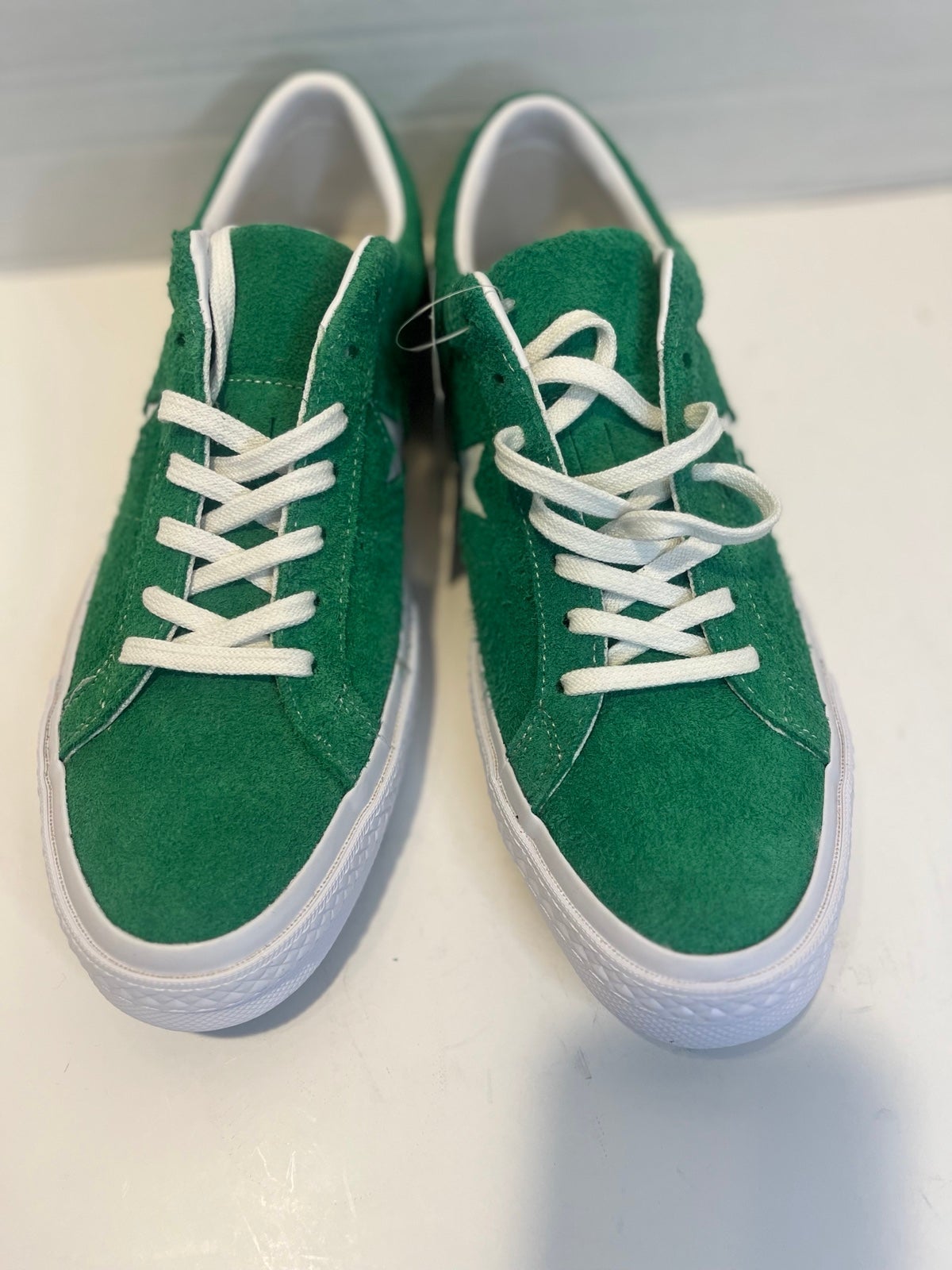 Men’s Size 10 Suede Converse