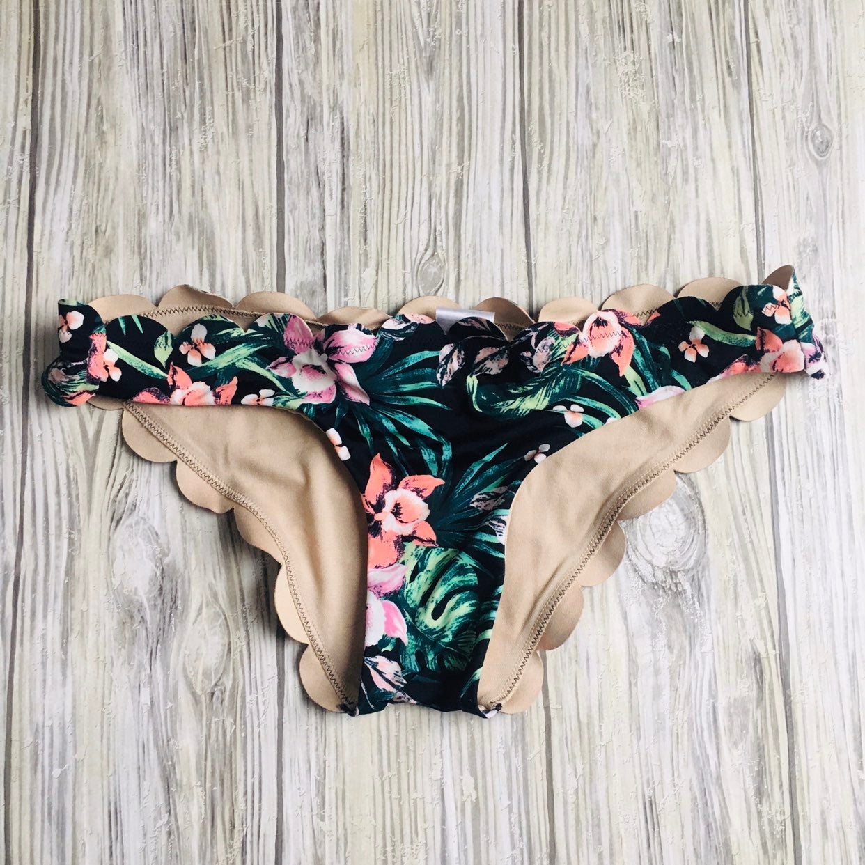 Tropical swimsuit bottom CC83