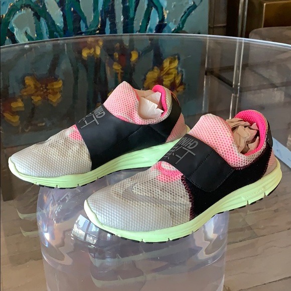 Nike City Collection “Shanghai” Size 13