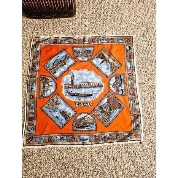 VTG Italian Venezia Venice Historical Landmark Squate Sarf. 26×27