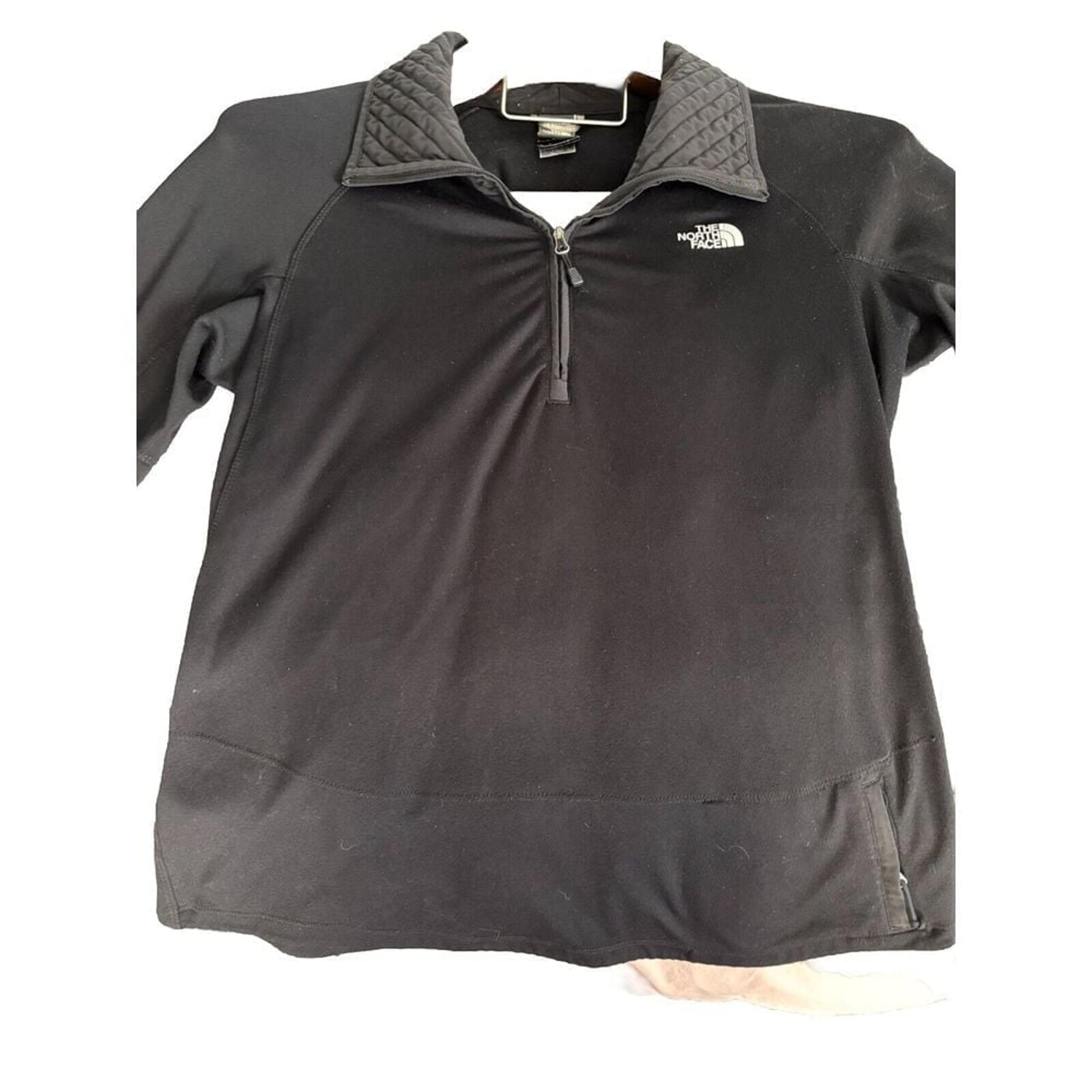 The North Face  Medium 1/4 zip Fleece Pullover Quilted Collar Black Zip Pockets