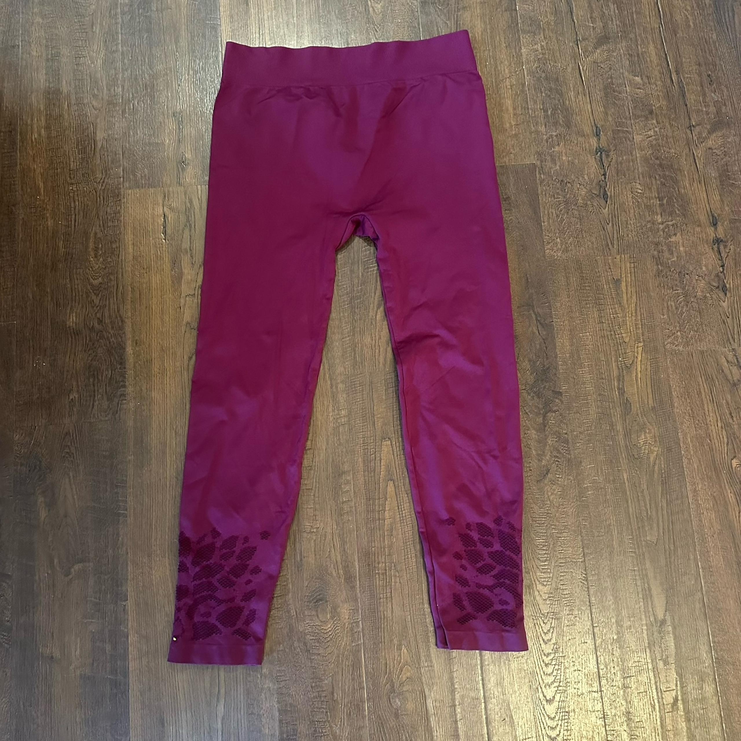 Motherhood Maternity Magenta Workout Leggings Size L