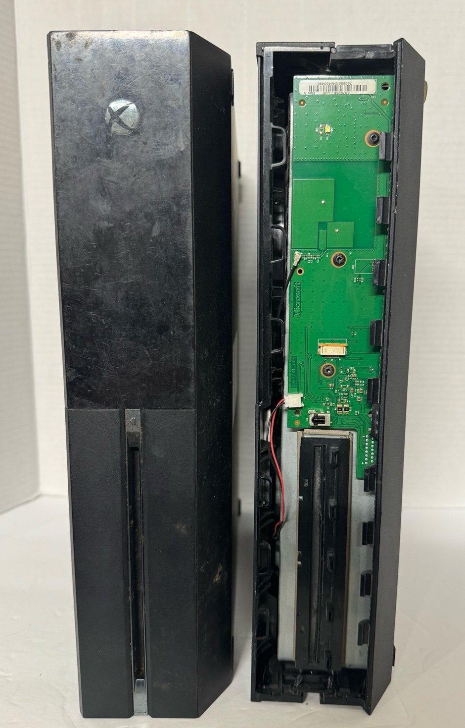Lot Of 2 Microsoft 1540 Xbox One 500 GB Black Consoles for Parts Or Repair