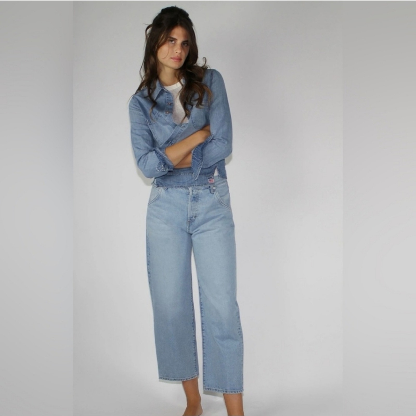 NWT Daily Blue The MANTRA Barrel Leg Jeans Size 30