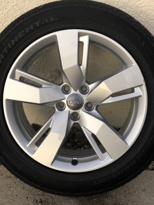 2019 Audi Q5 19 OEM Take Off 235/55/19