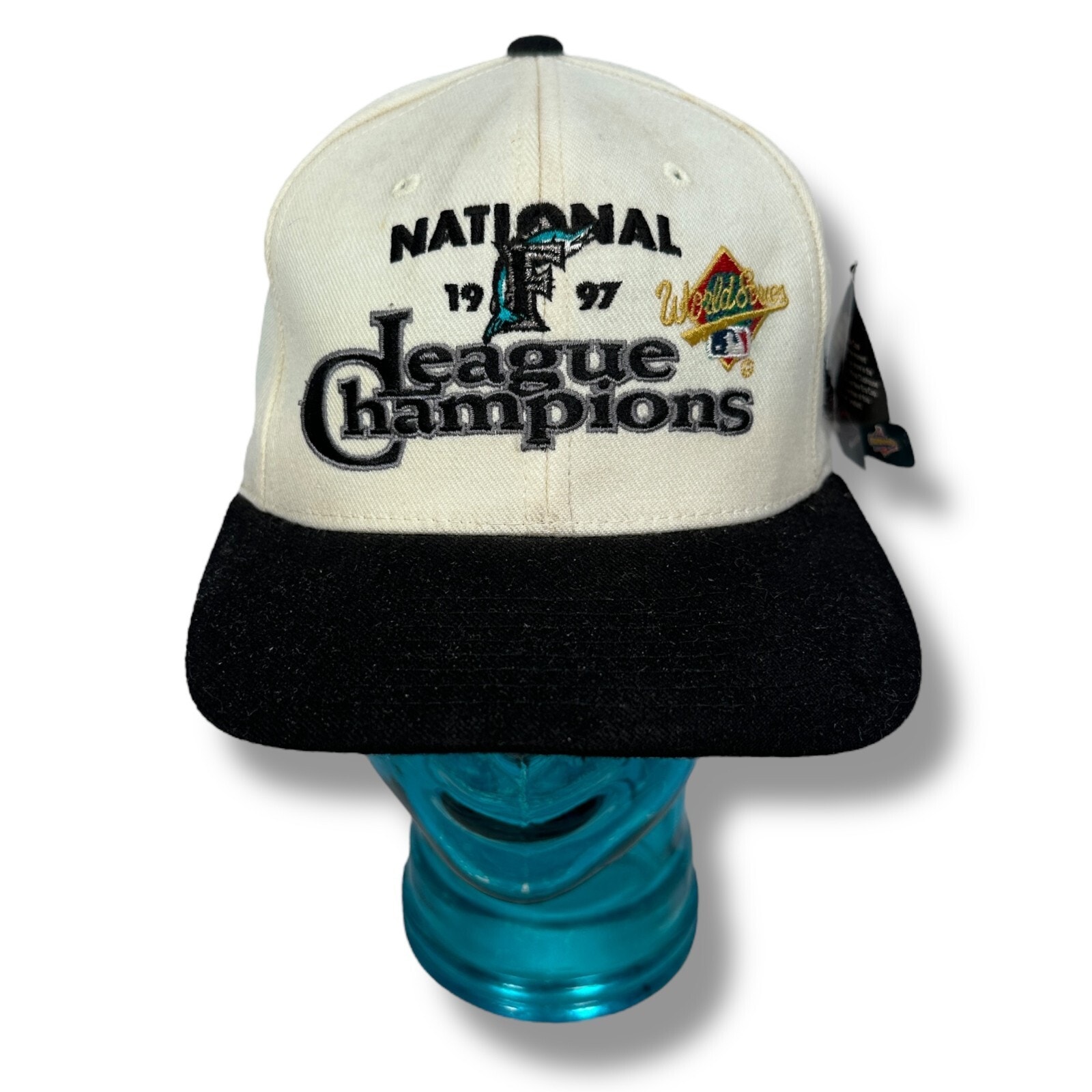 Vintage New Era Florida Marlins Snapback Hat 1997 NL Champions Clubhouse White