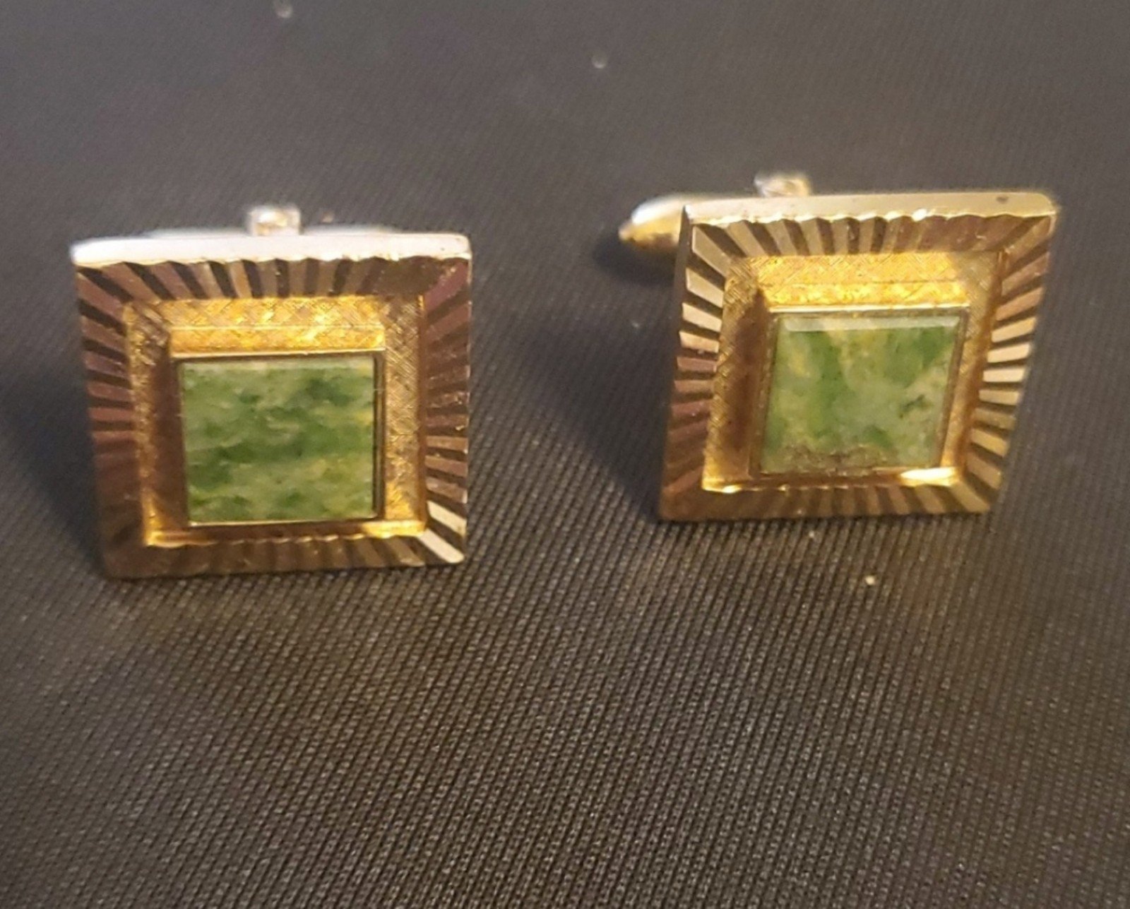 Lamode Caratclad Vintage Jade Cuff Links