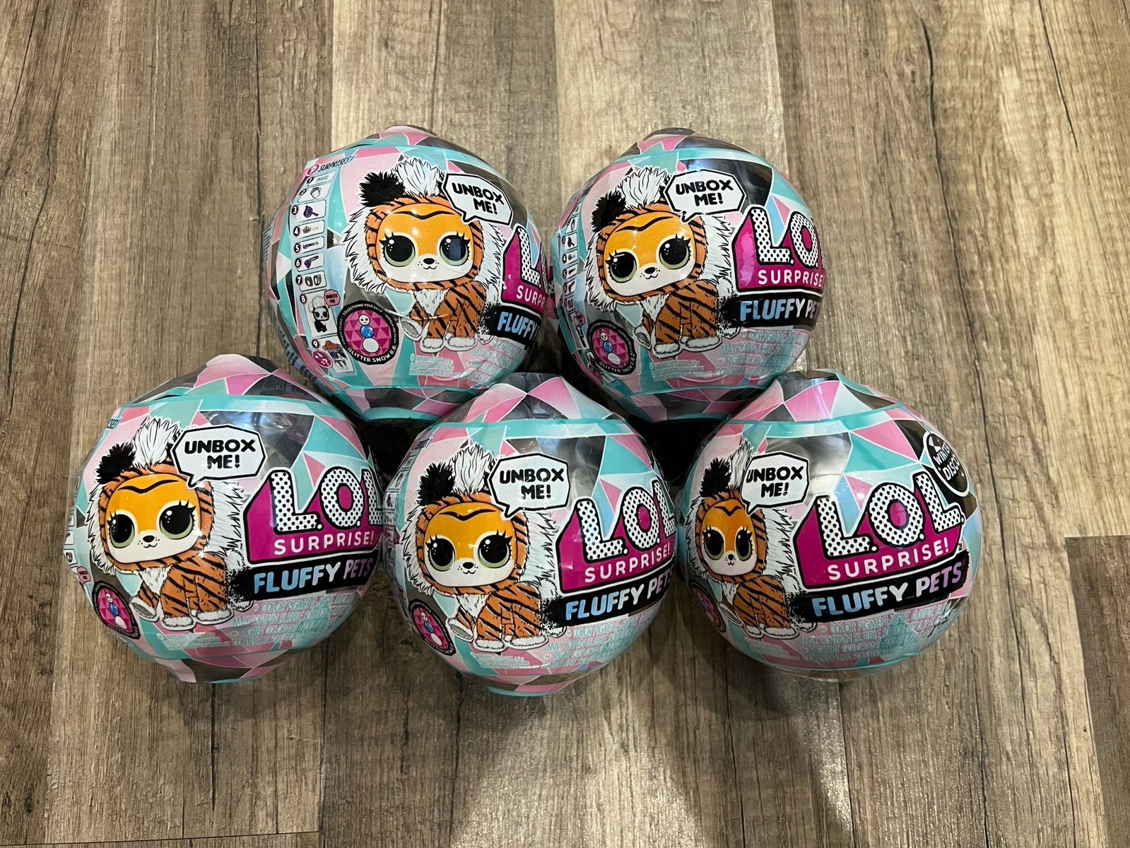 Lot of 5. FREE SHIPPING L.O.L. Surprise! Fluffy Pets Winter Disco