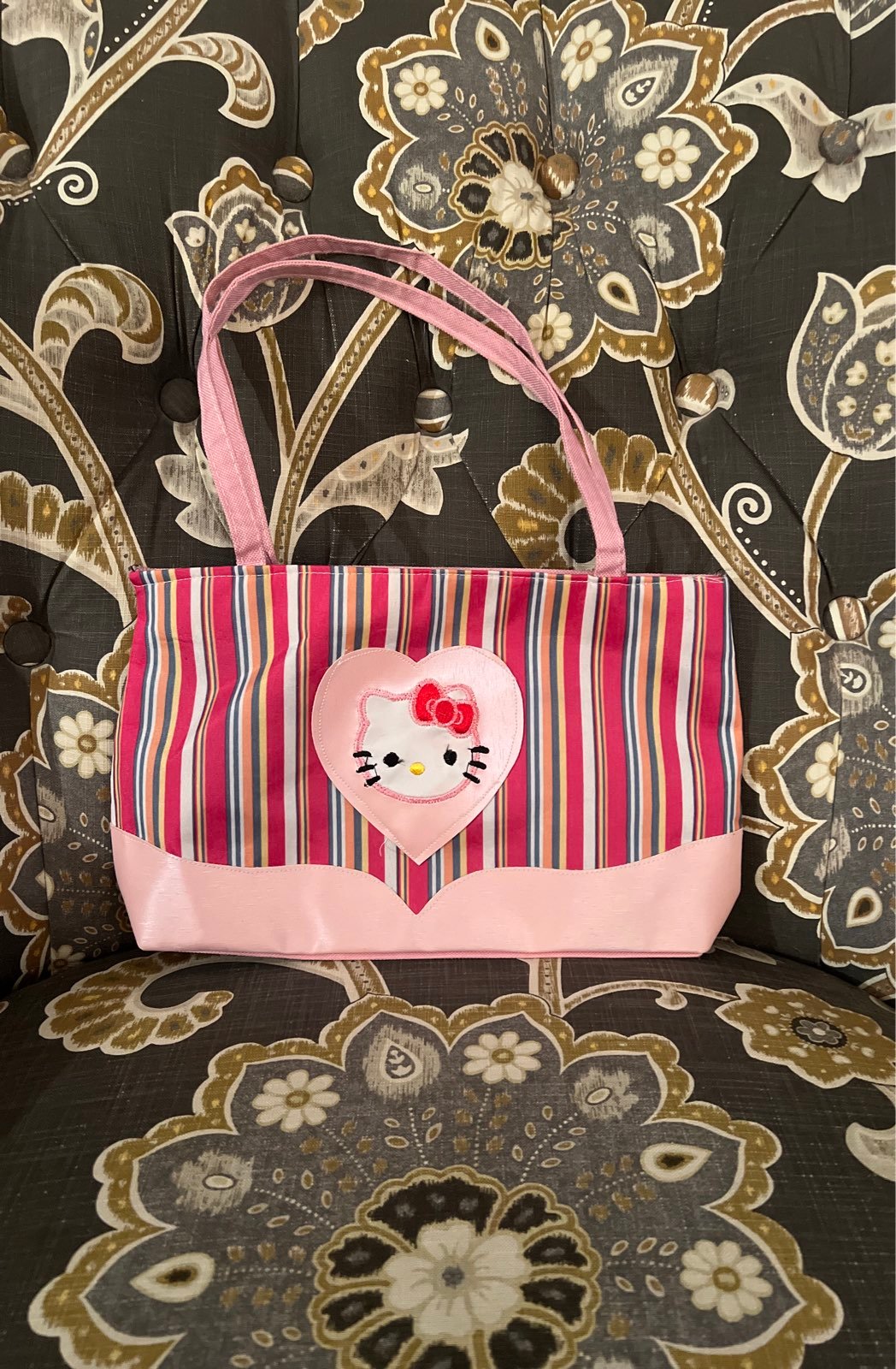Hello kitty purse