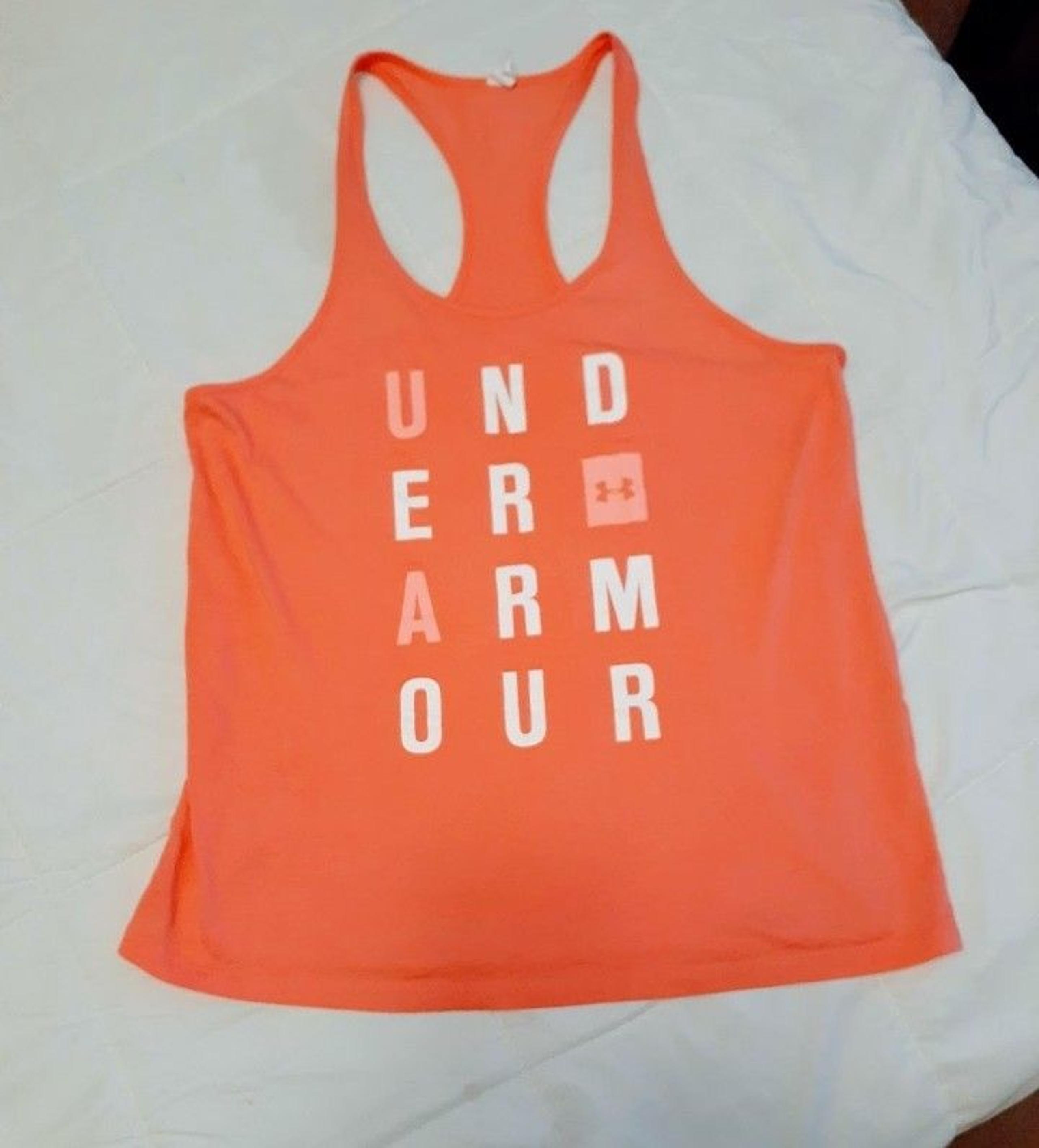 Womens Under Armour L Racerback Tank