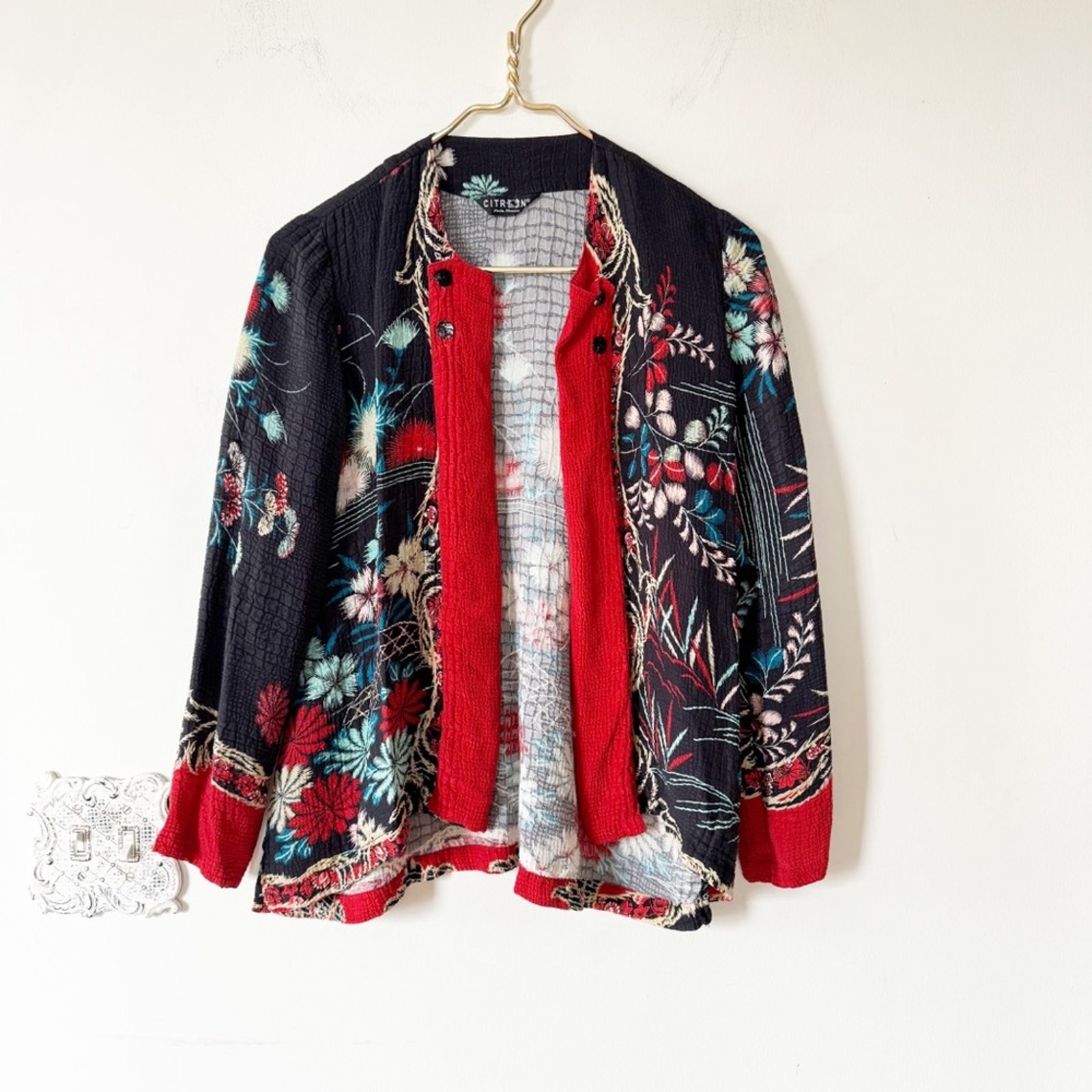 Citron Santa Monica Black and Red Asian Floral Silk Kimono Jacket Cardigan S