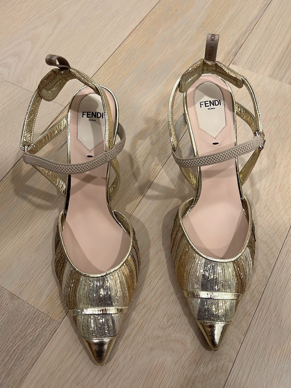 Fendi - Colibrì Lite, Women , Gold