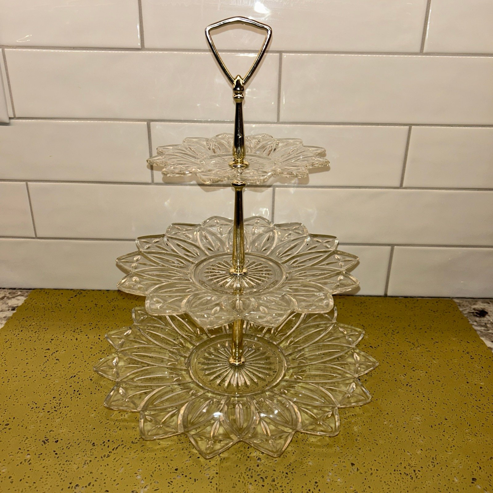 VINTAGE FEDERAL PETAL GLASS SPARKLING 3 TIERED TRAY GLASS STAND 13.5” X 11”