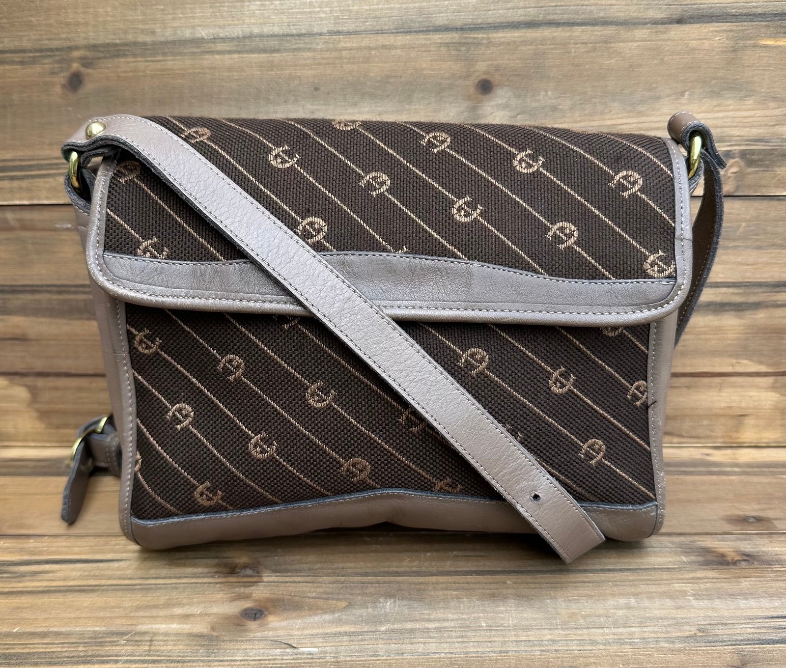 Vintage Etiene Aigner Signature Handbag