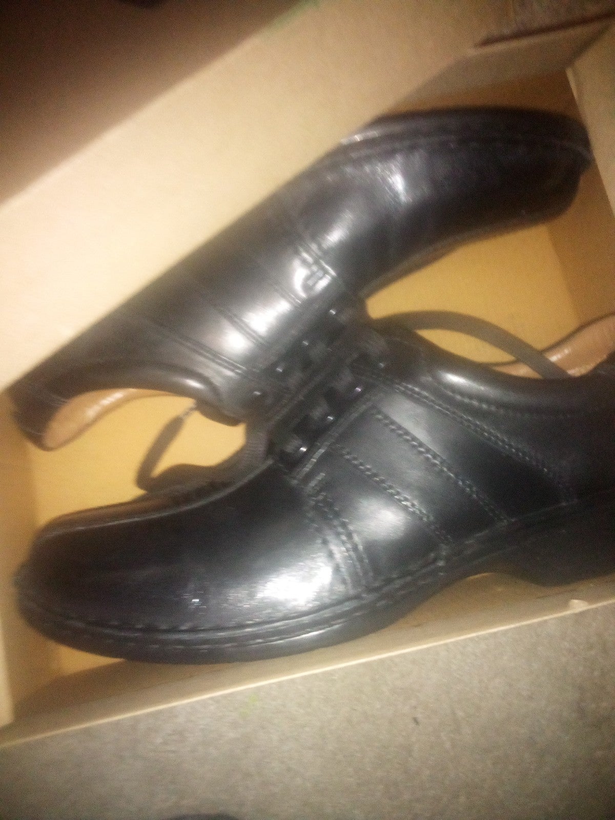 Clarks black dress shoes