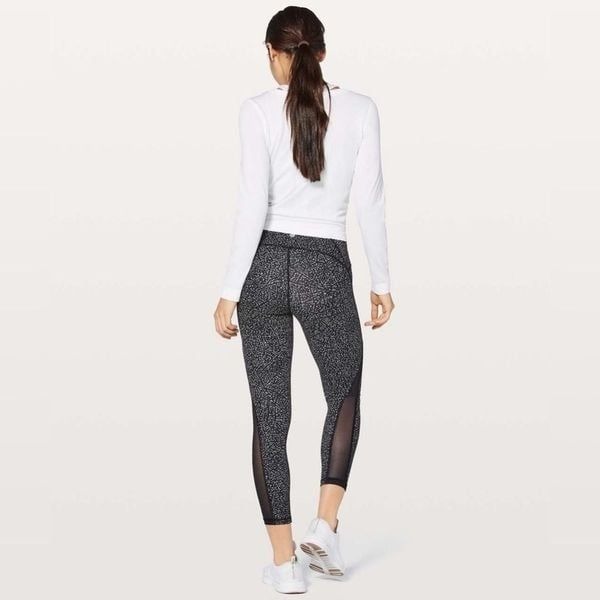 Lululemon Train Times 7/8 Legging Pant 25 Night View White Black / Black