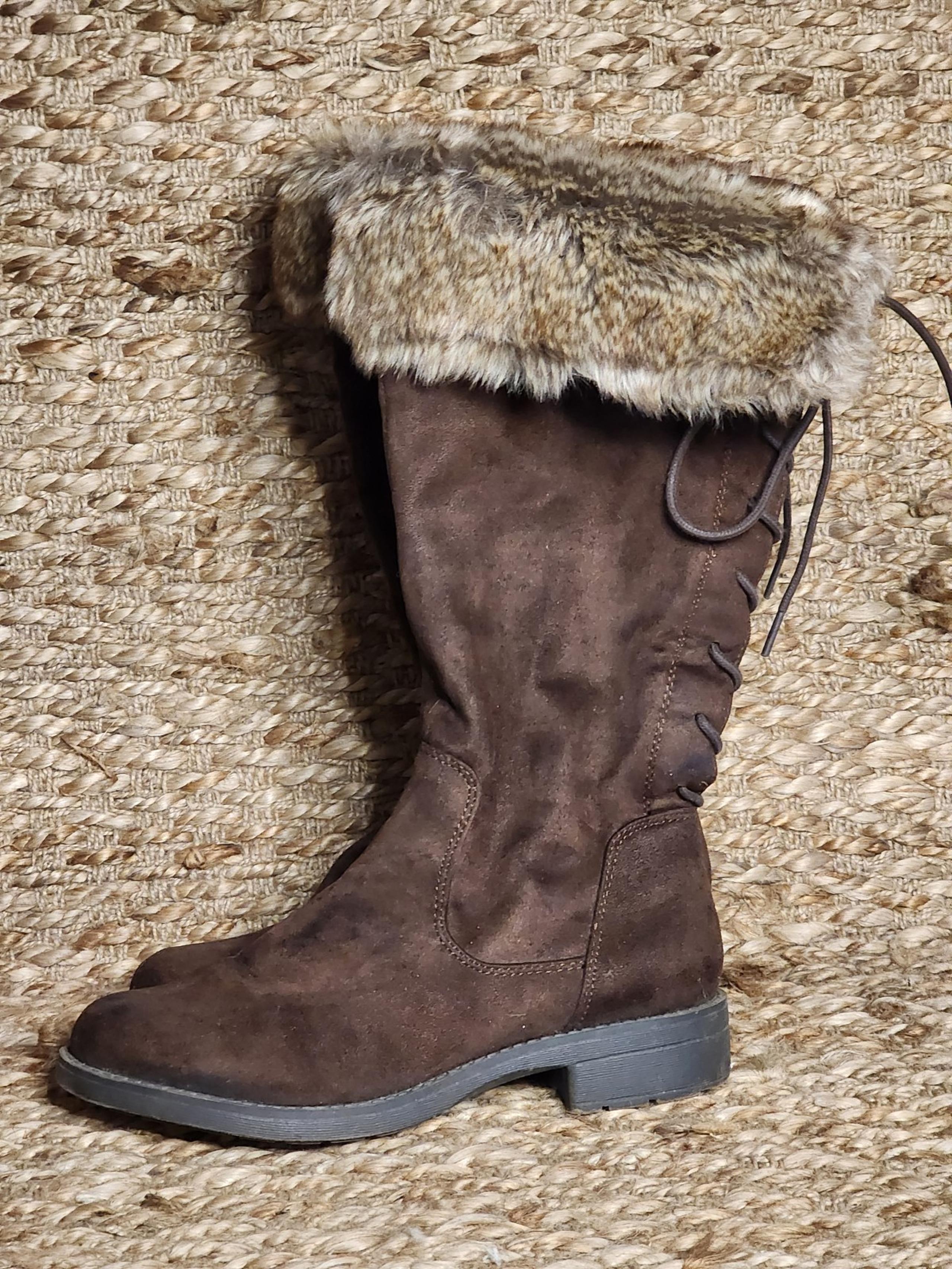 Target Faux Fur Brown Women's Size 8 Boots Calf Length Zip Up