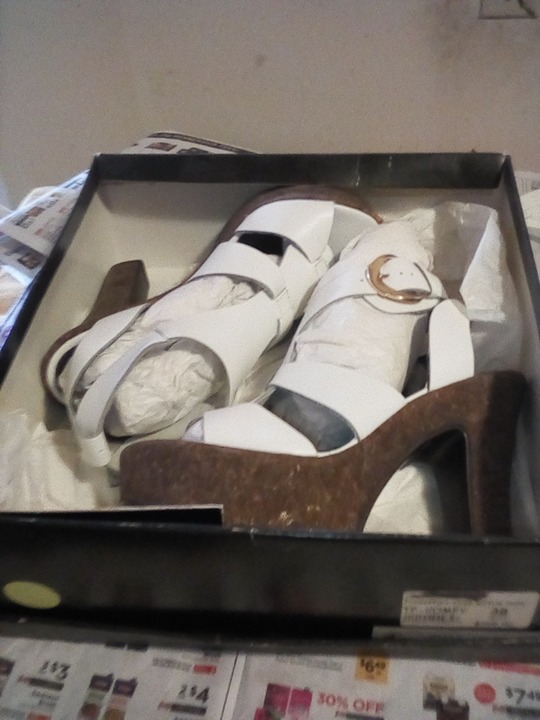 tradeffort strappy platform mule shoes. size 7 us