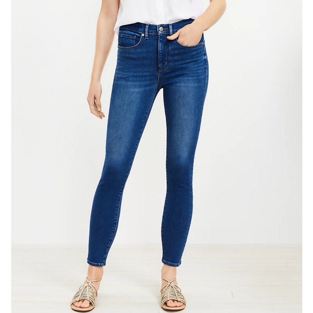Blue Denim LOFT Slim Pockets Skinny Jeans (NWT)
