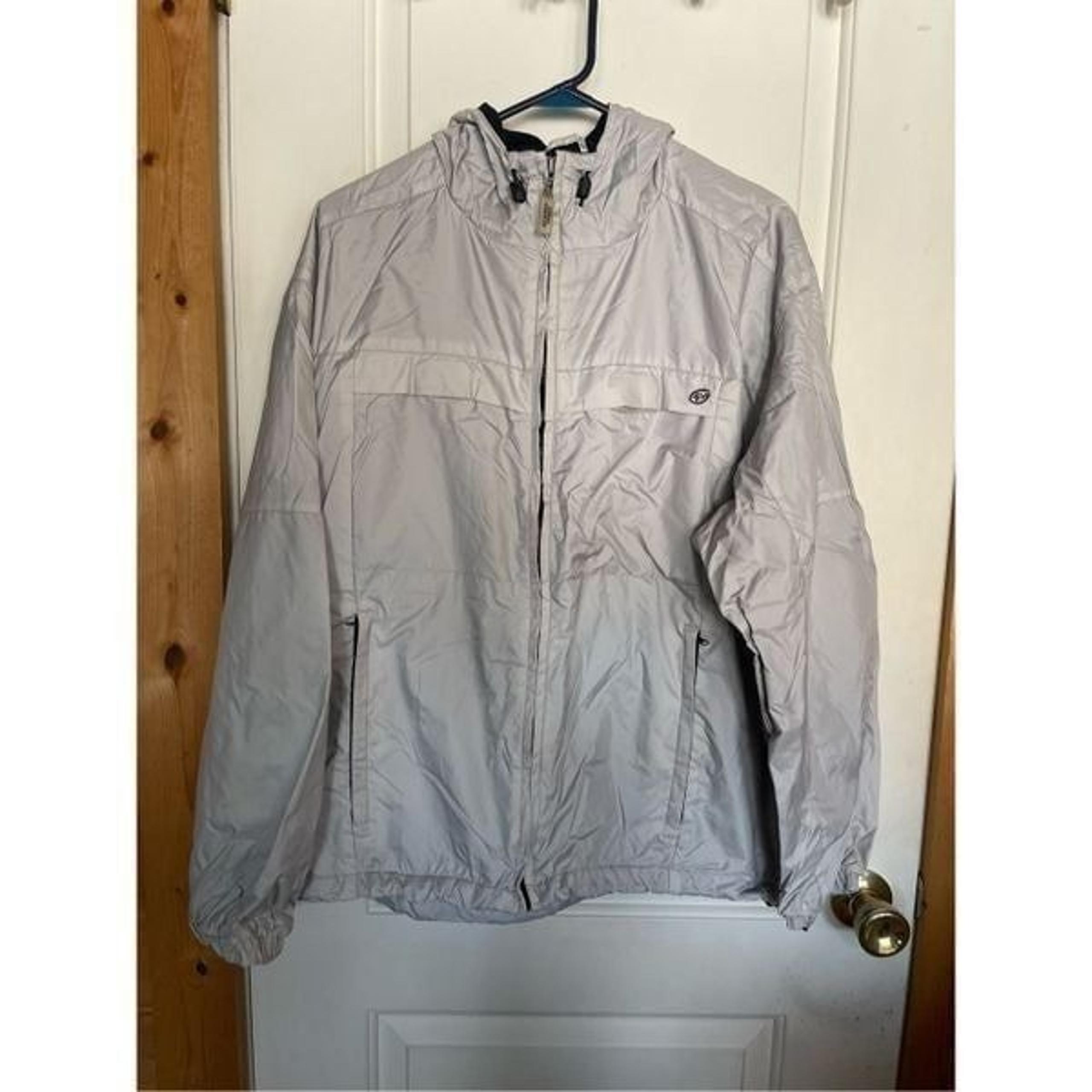 Weather Tamer men’s jacket size M light gray zip up coat