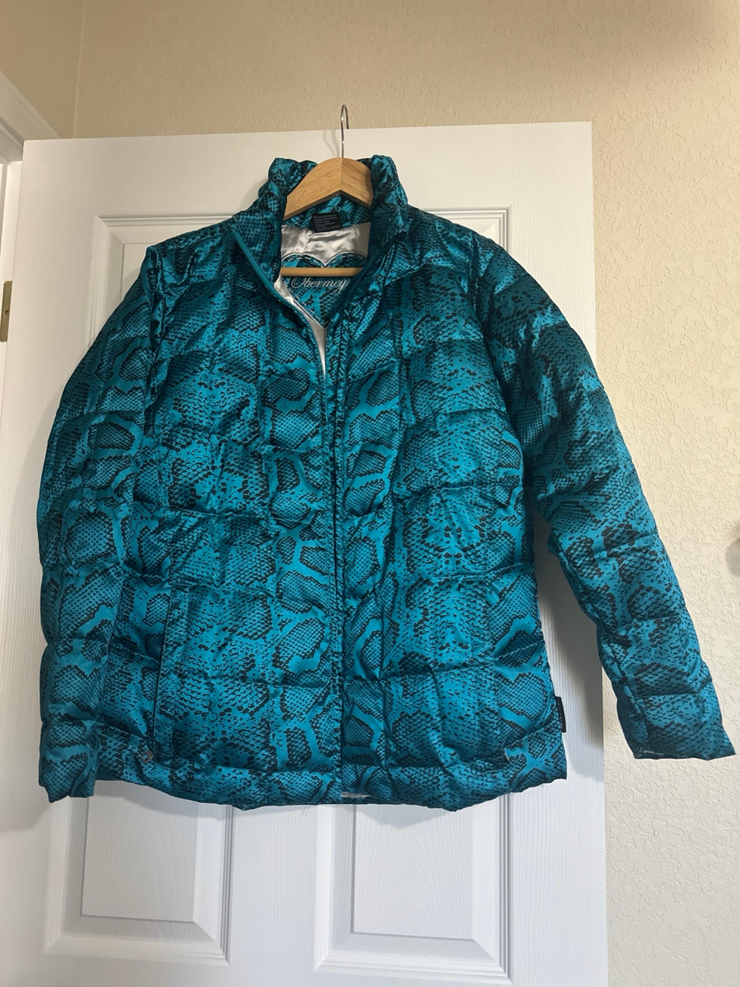 Obermeyer puffer jacket ladies size large