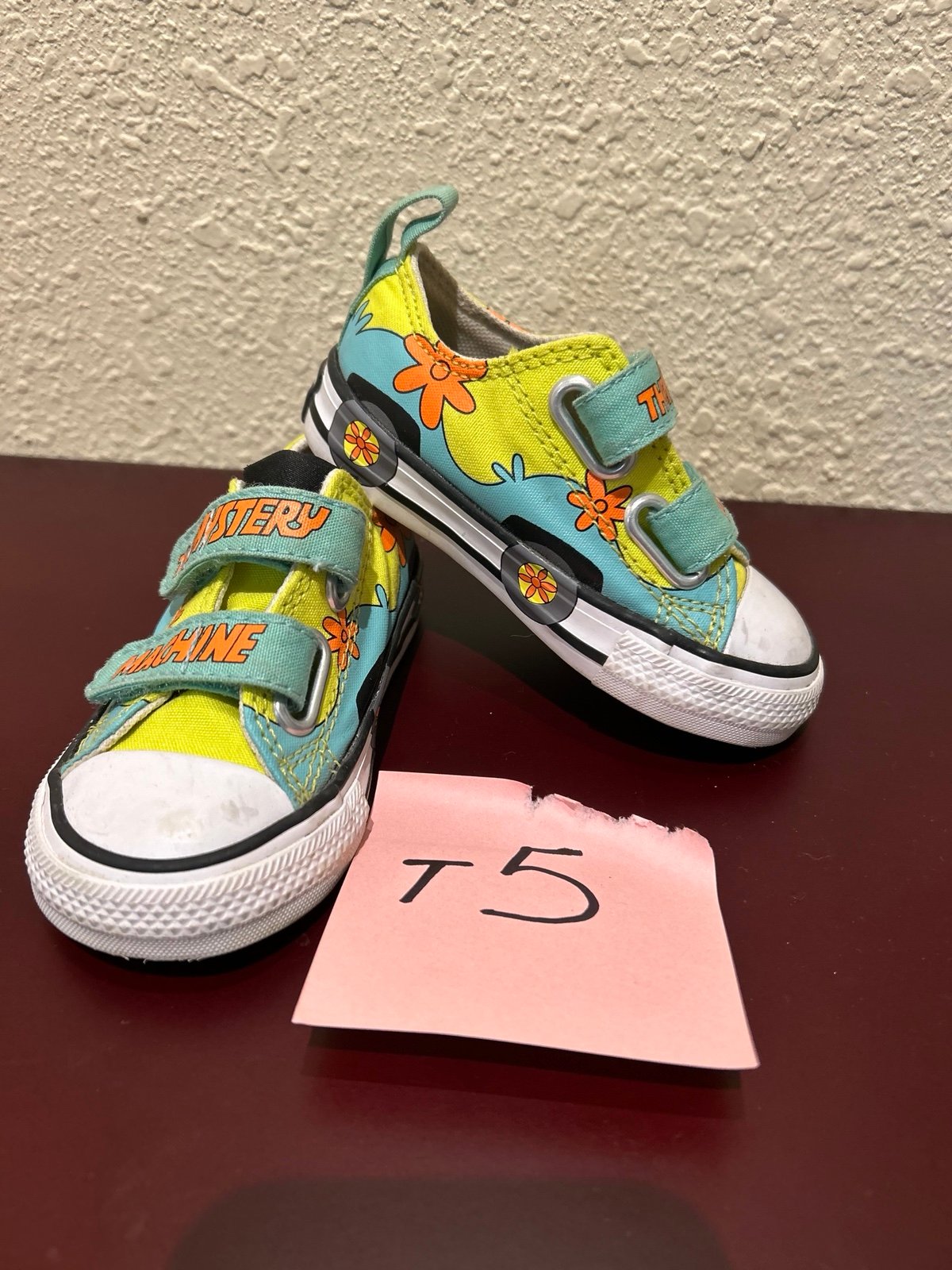 Converse scooby doo