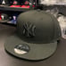 New Era - MLB - New York Yankees 9FIFTY Snapback Cap - Triple Black