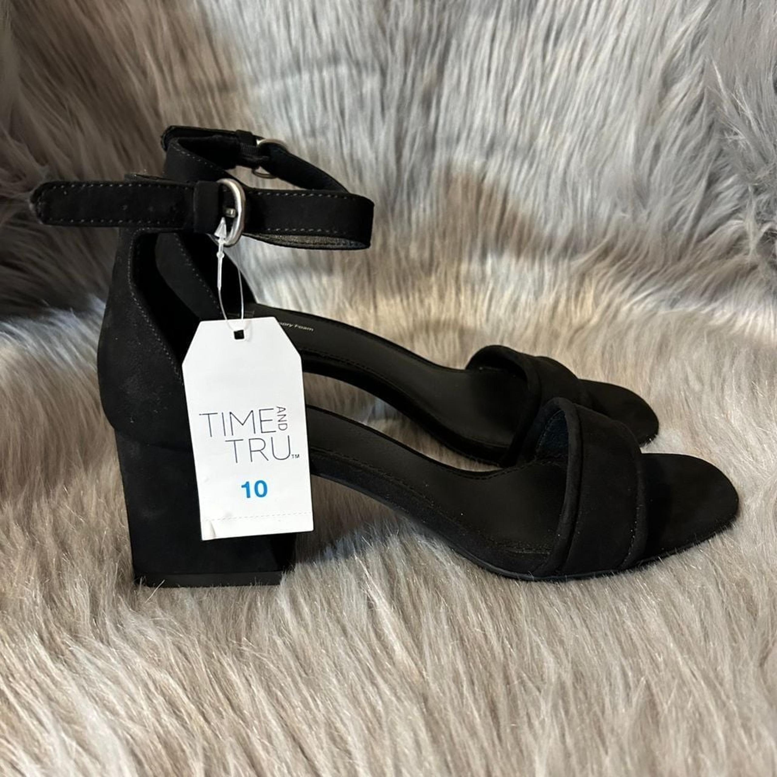 Time And Tru Block Heels Womens Size 10 Black Open Toe Shoes Ankle Strap NEW
