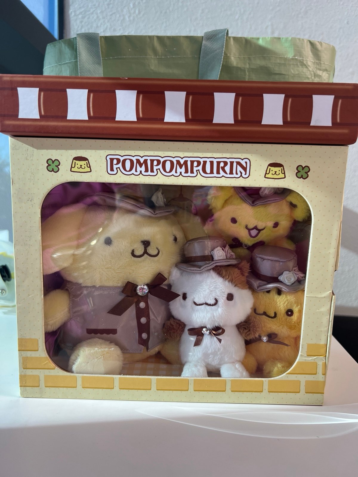 Pompompurin and friends plush set