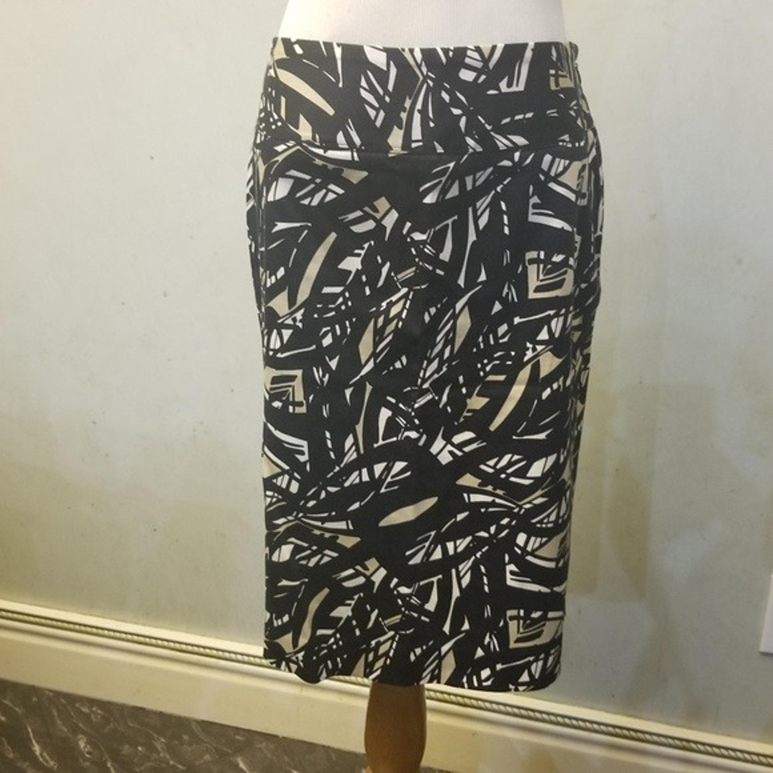 NWOT Alfani detailed pencil skirt size 10 Petite (93)