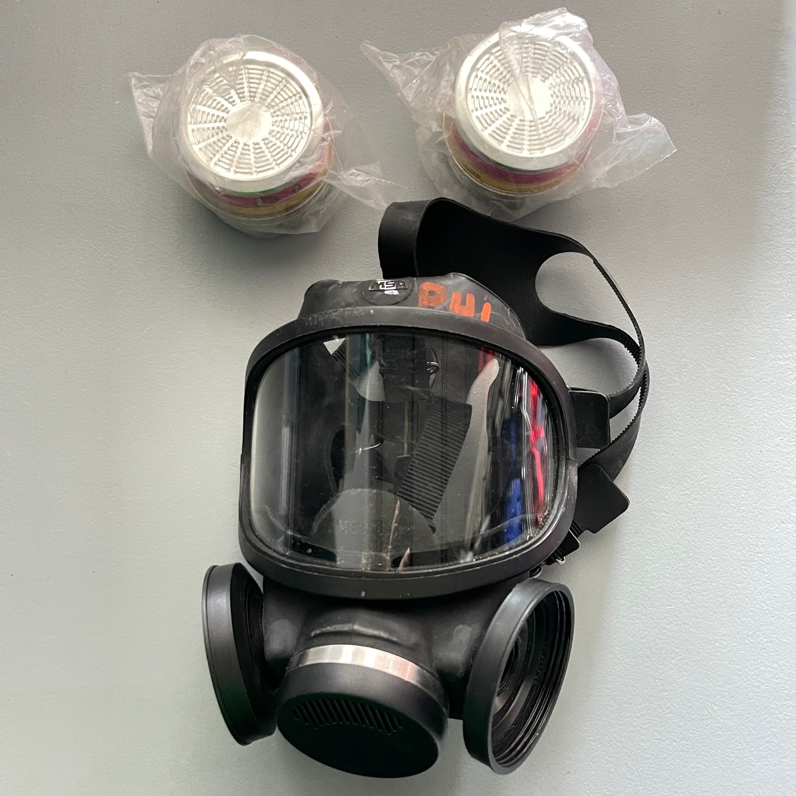 MSA Ultra Twin 7.204.1 Full Facepiece Mask Respirator + 2 Cartridge