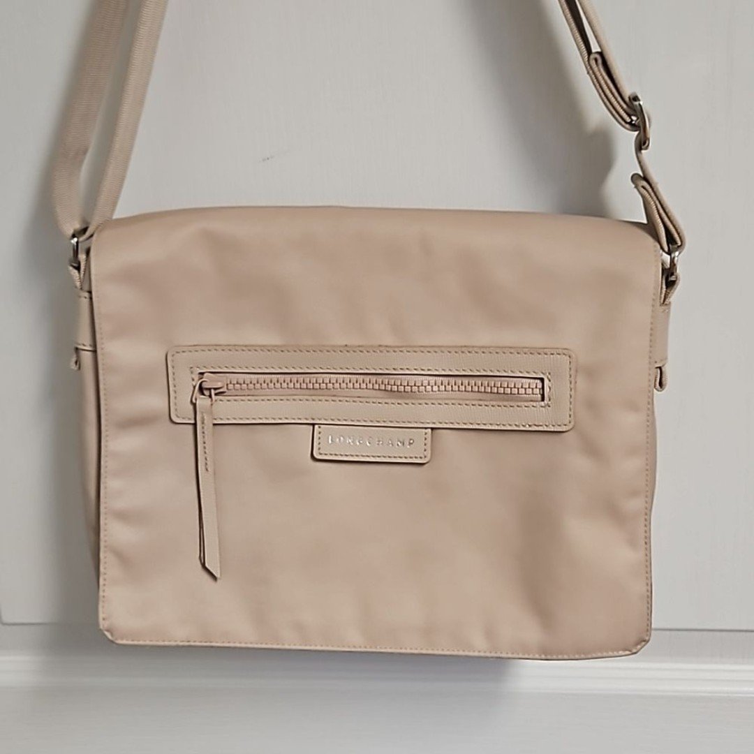 Longchamp Le Pliage Neo Champagne Flap Messenger Crossbody/ Shoulder Bag