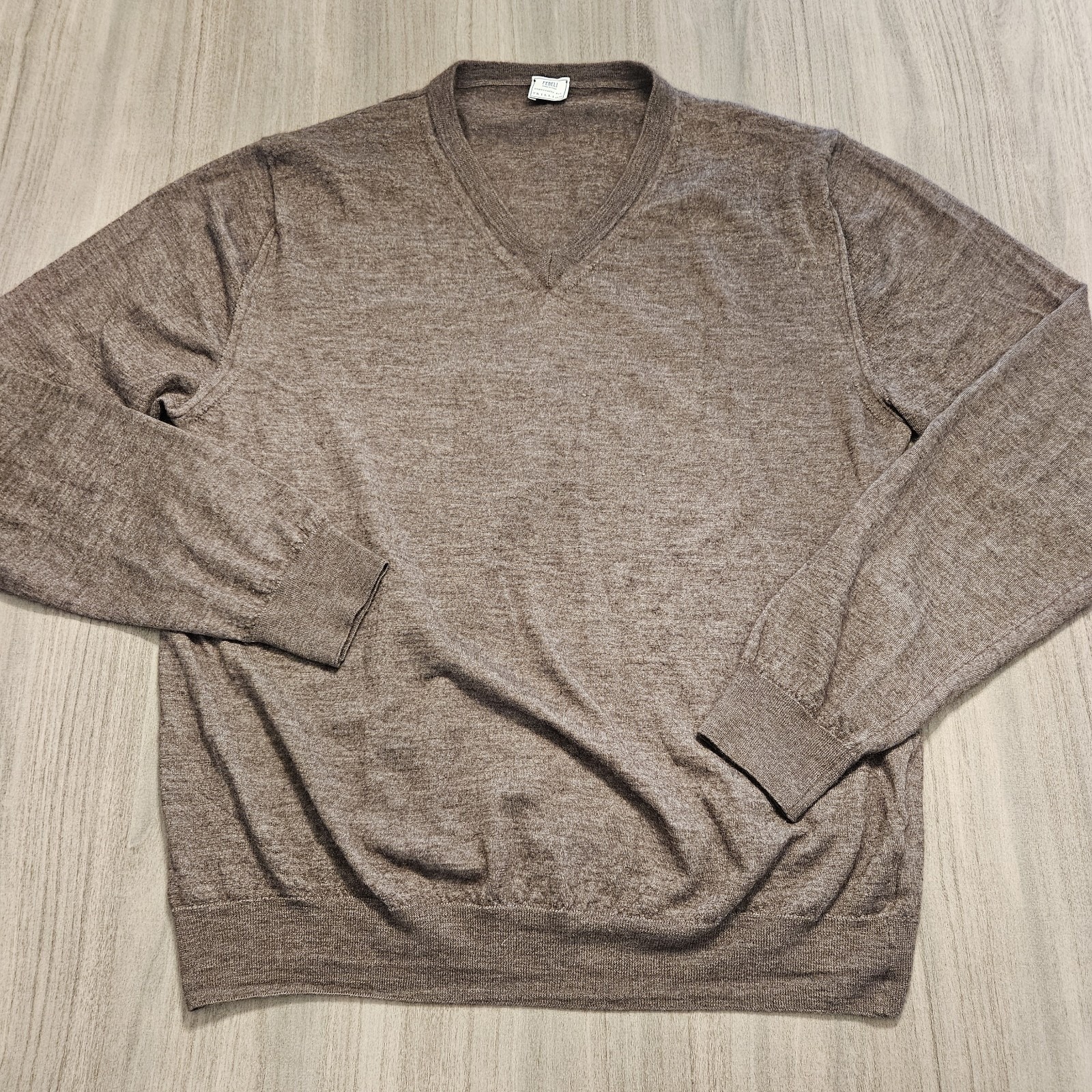 Fedeli 70% Cashmere 30% Silk Brown Mens V-Neck Sweater Size 56 (L-XL)
