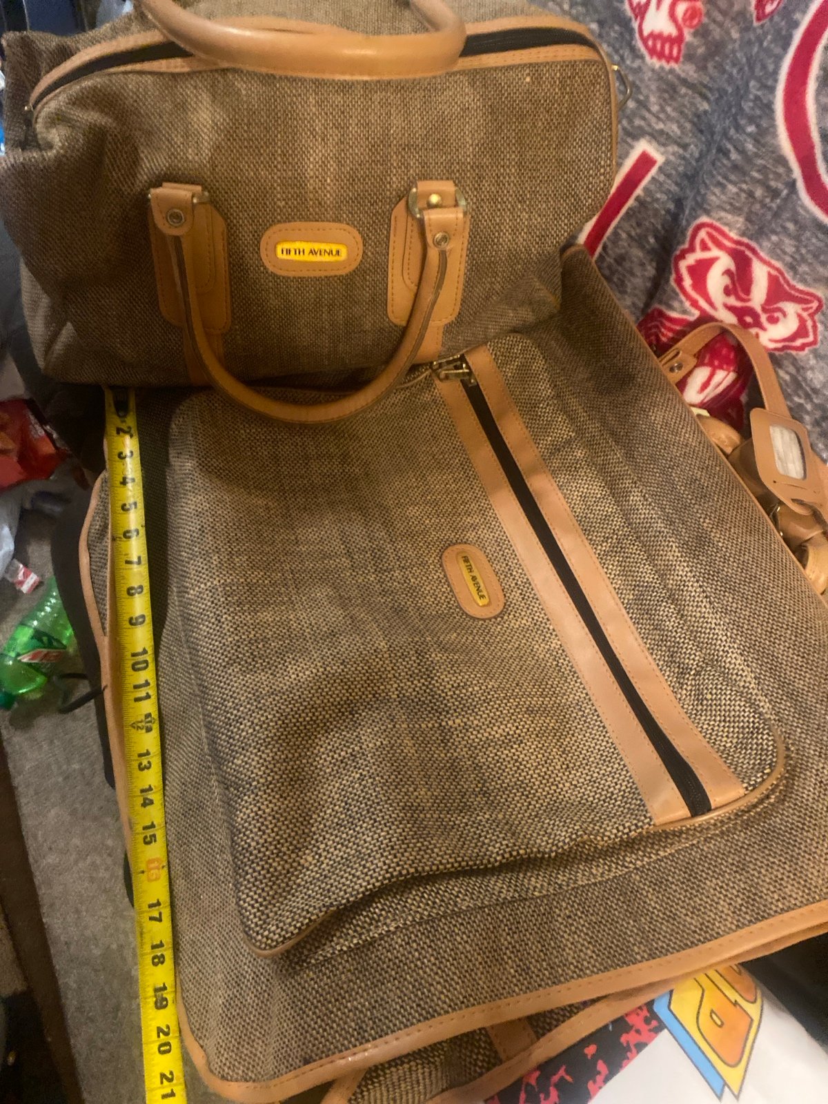 Bag I really don’t have time to take a bunch of pictures if you’re interestested
