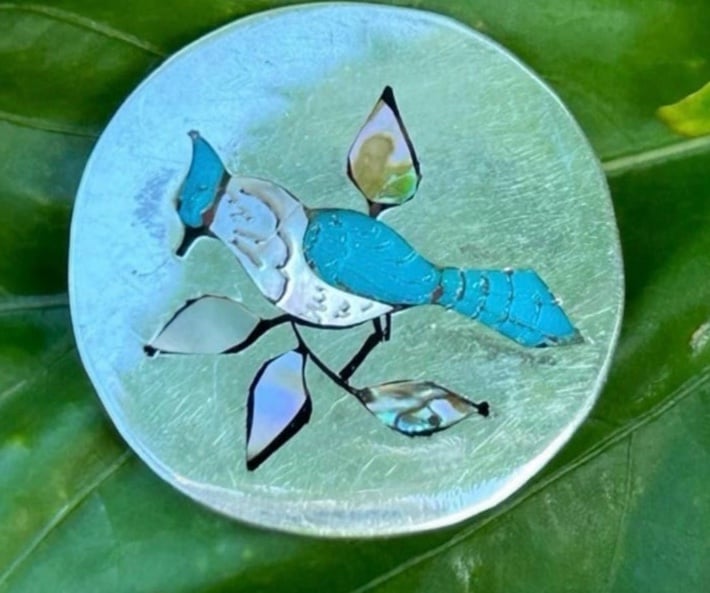 Vintage sterling silver Native American style Blue Jay Pin penda Larry Watchman