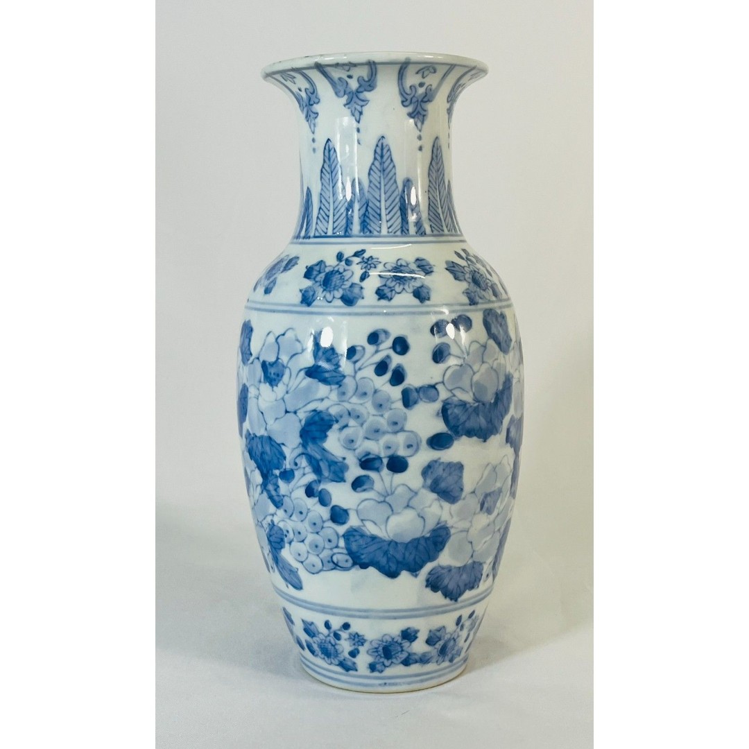 Vintage Chinoiserie Blue White Floral Vase