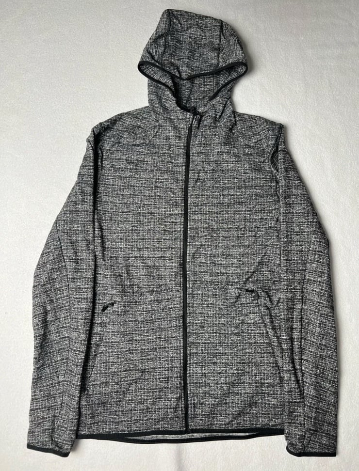 Lululemon Men's Surge Warm Jacket Black Gray Hoodie Zip Stretch Pocket Medium