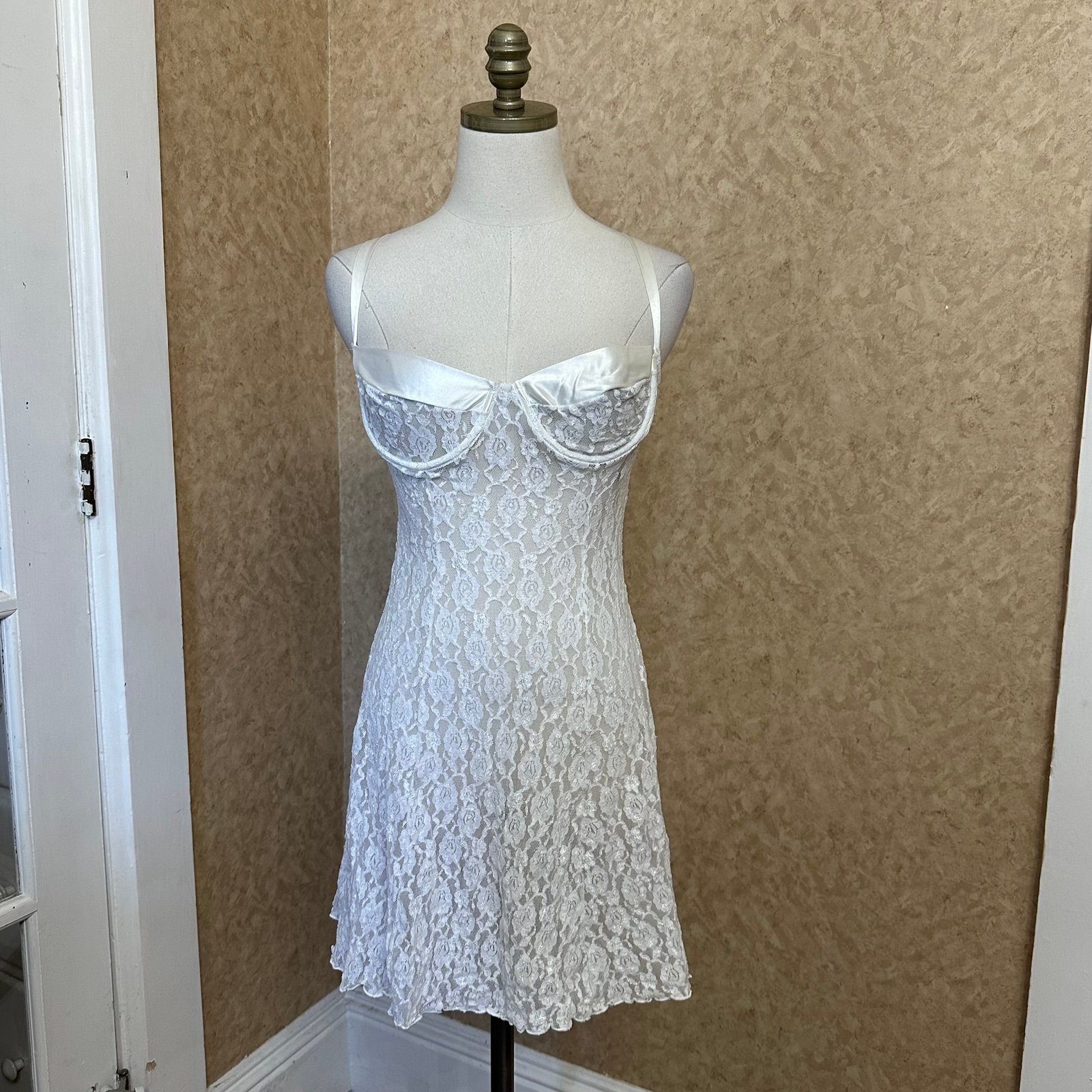 VTG 80s 90s White Floral Lace See Through Sheer Lingerie Slip Dress NWT Size l