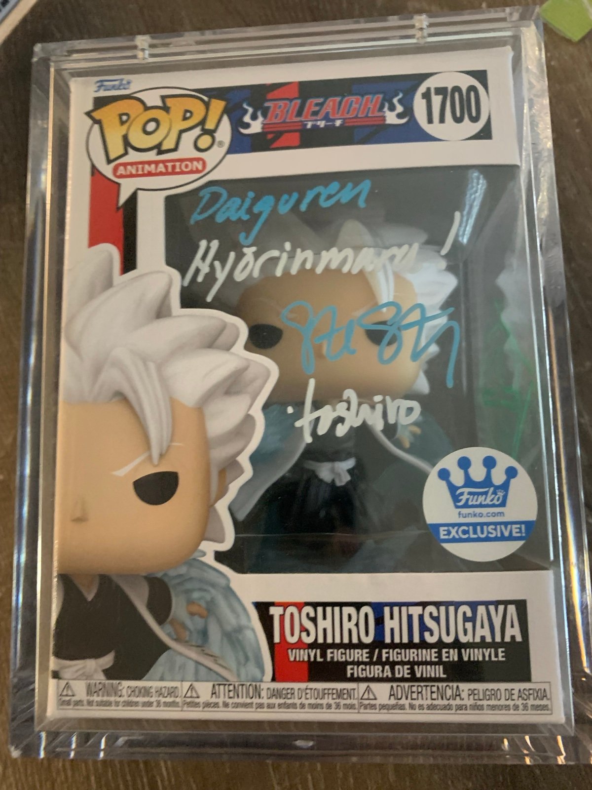 Toshiro hitsugaya signed funko pop