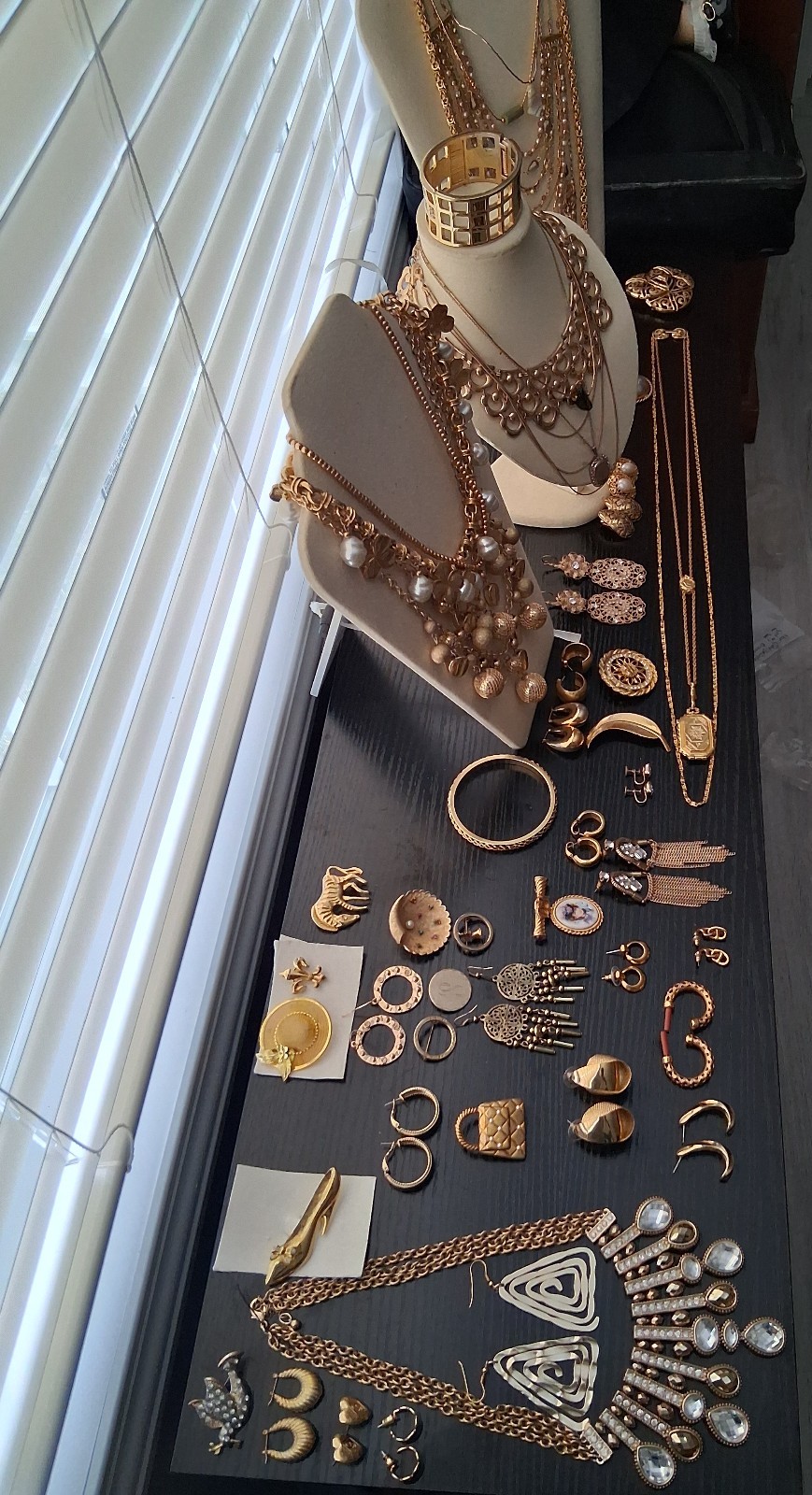 Goldtone Jewelry Lot