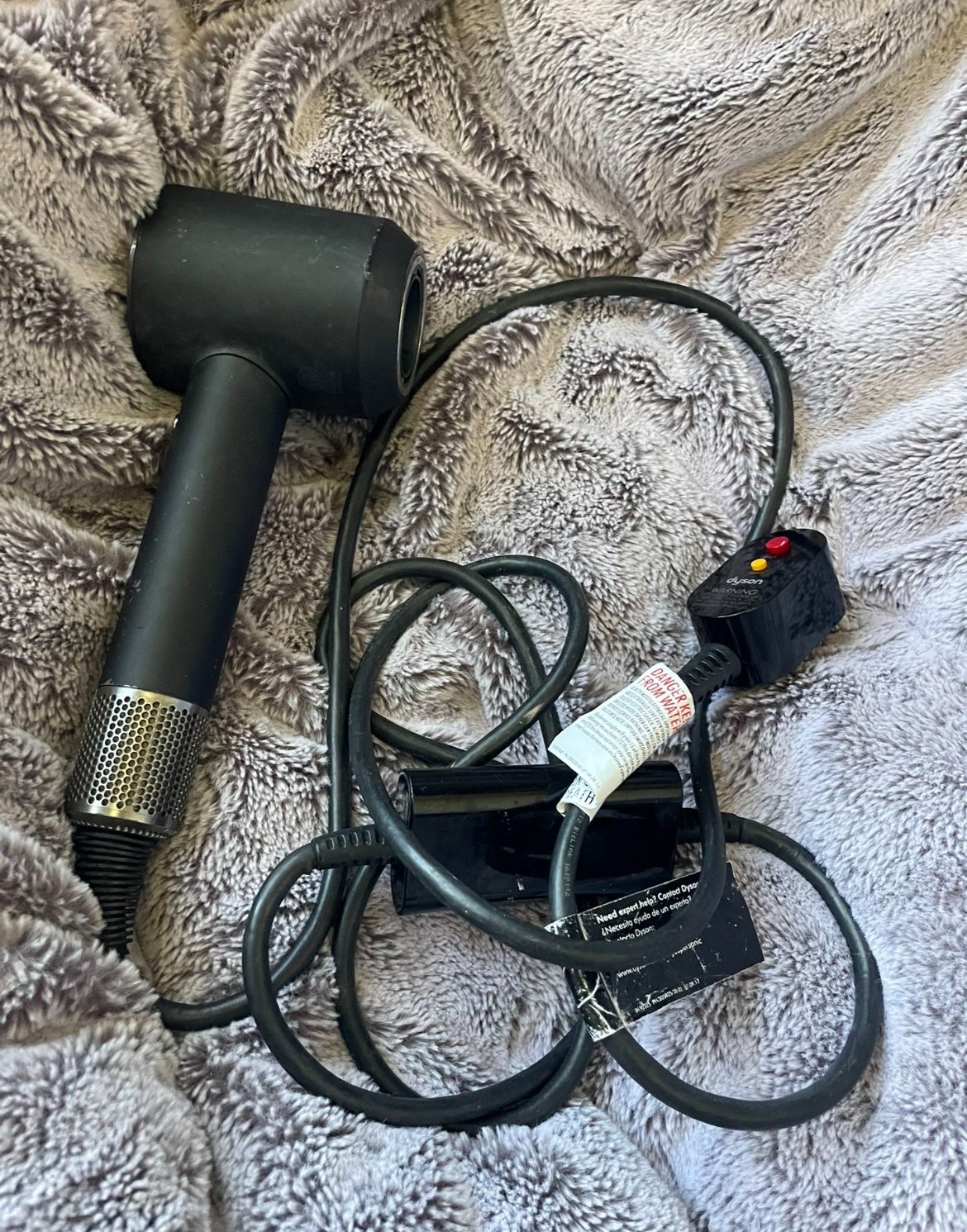 dyson hairdryer A5B-US-KHJ5896A