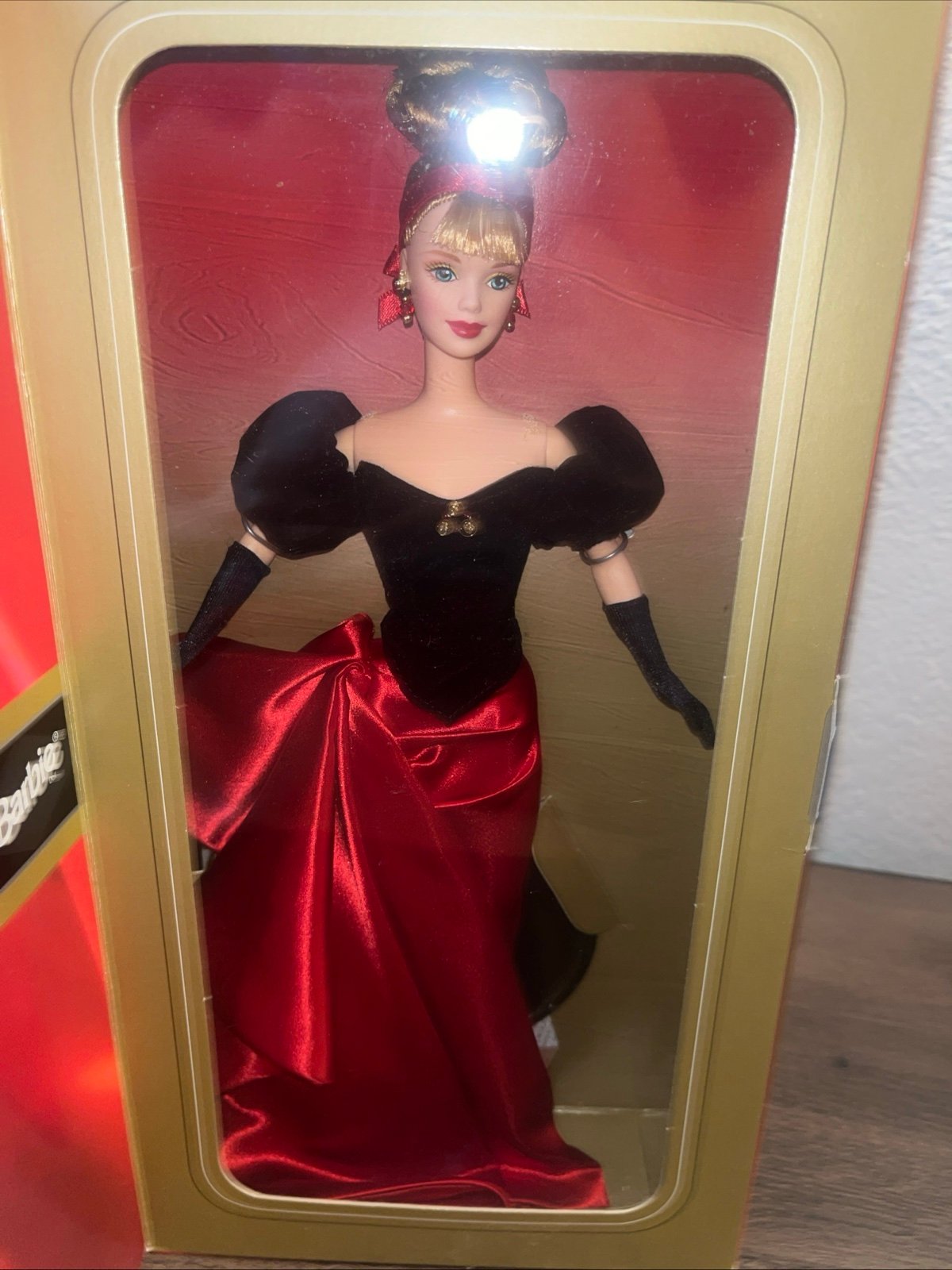 Vintage Avon Exclusive WINTER SPLENDOR Barbie Doll Special Edition #19357 NEW!