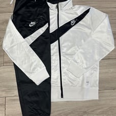 Nike Tracksuit medium