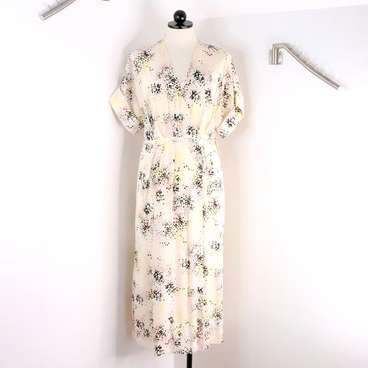 New Equipment Women's 8 Femme Tavine Multi Floral Silk Kimono Midi Wrap Dress