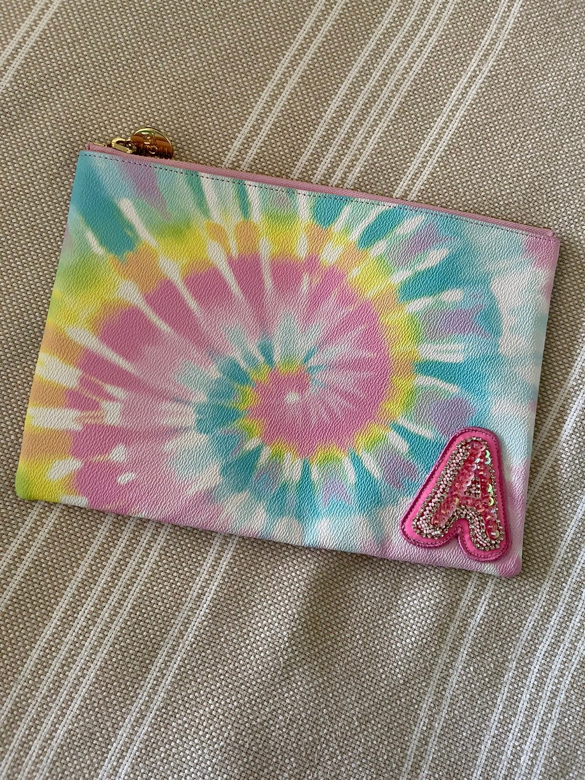 GUC Stoney Clover Tie Dye Flat Pouc