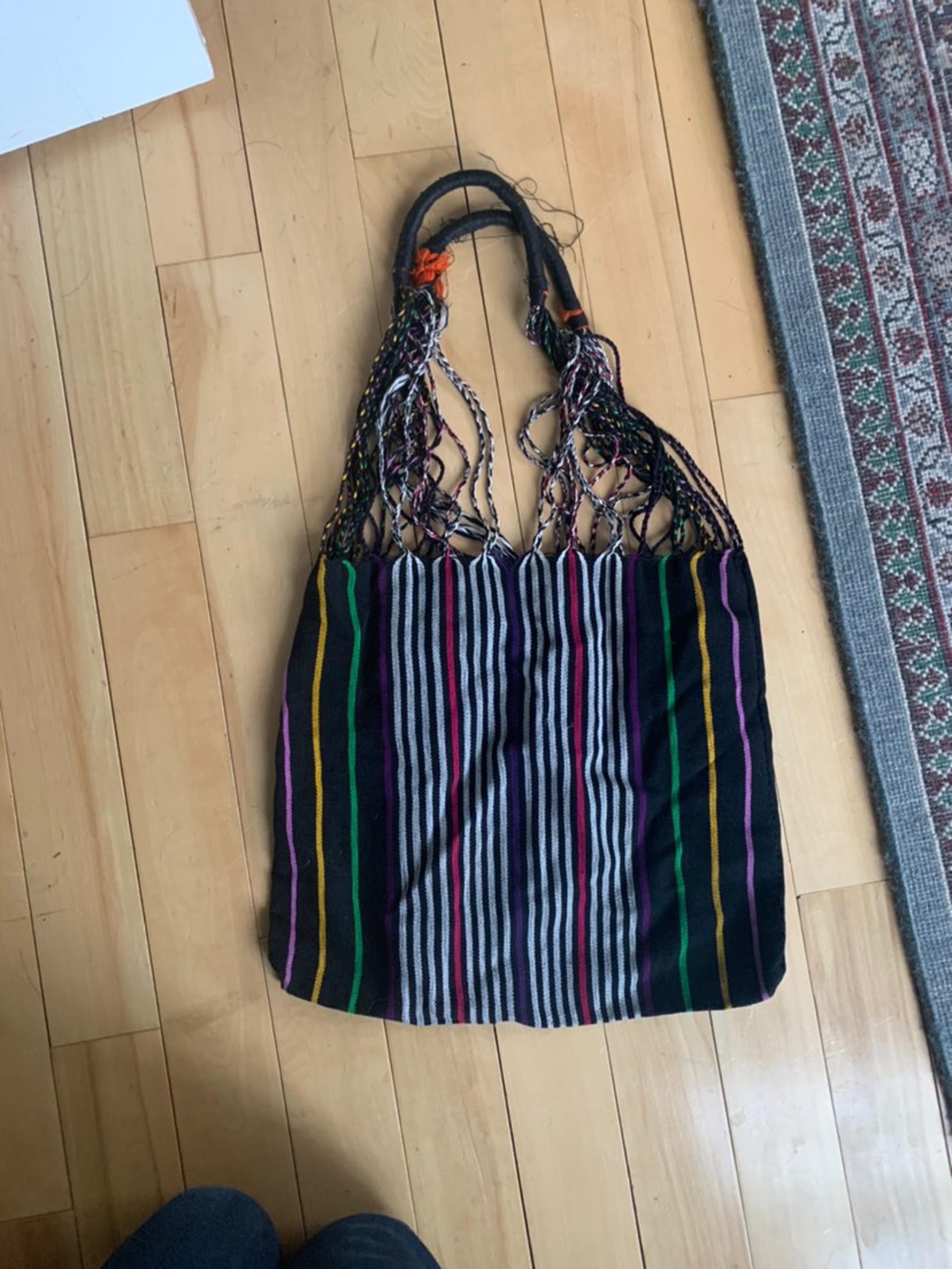 Vintage striped colorful purse - American Vintage