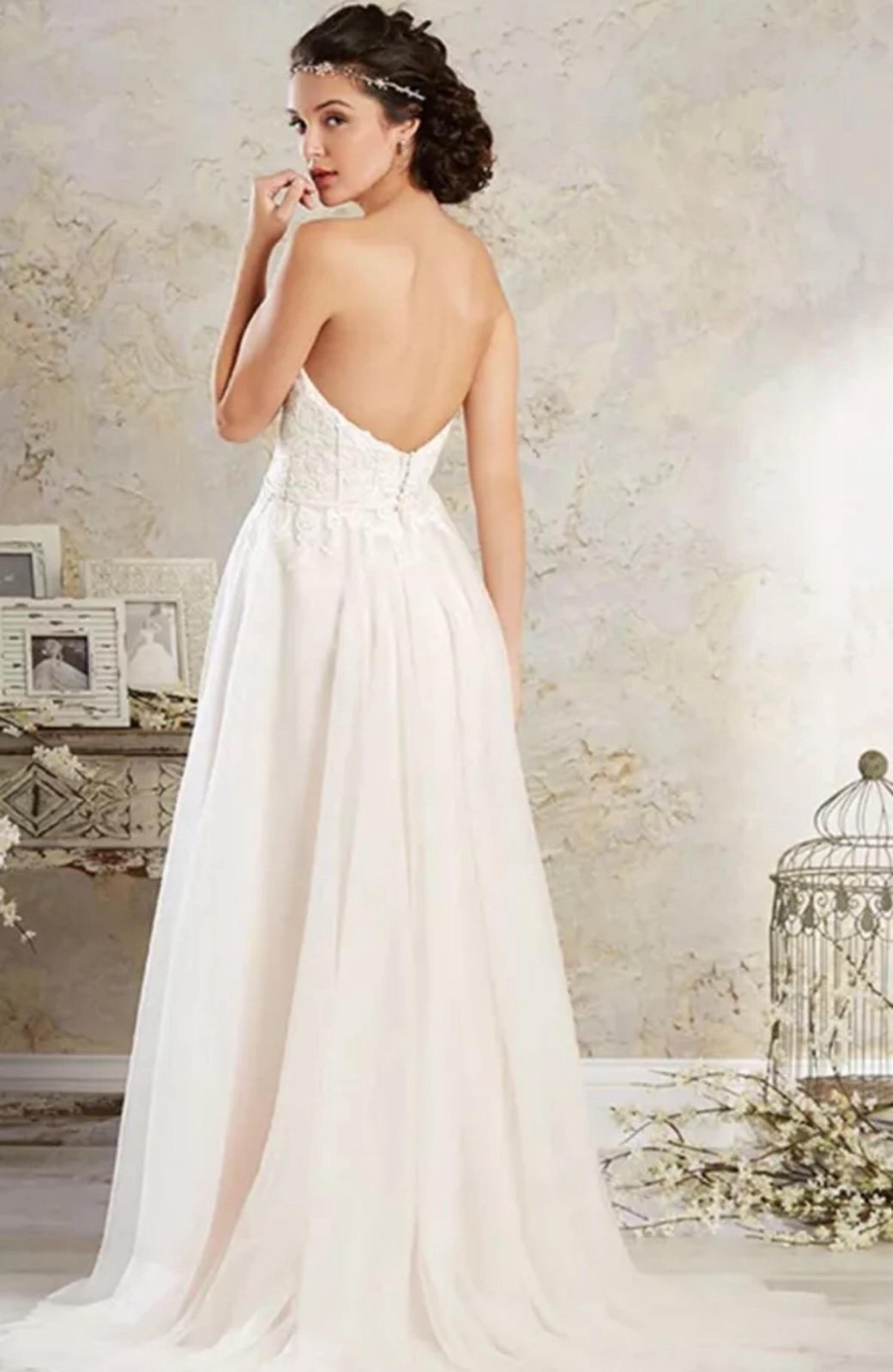 Alfred Angelo #8564 Ivory Wedding Dress Size 6 NWT