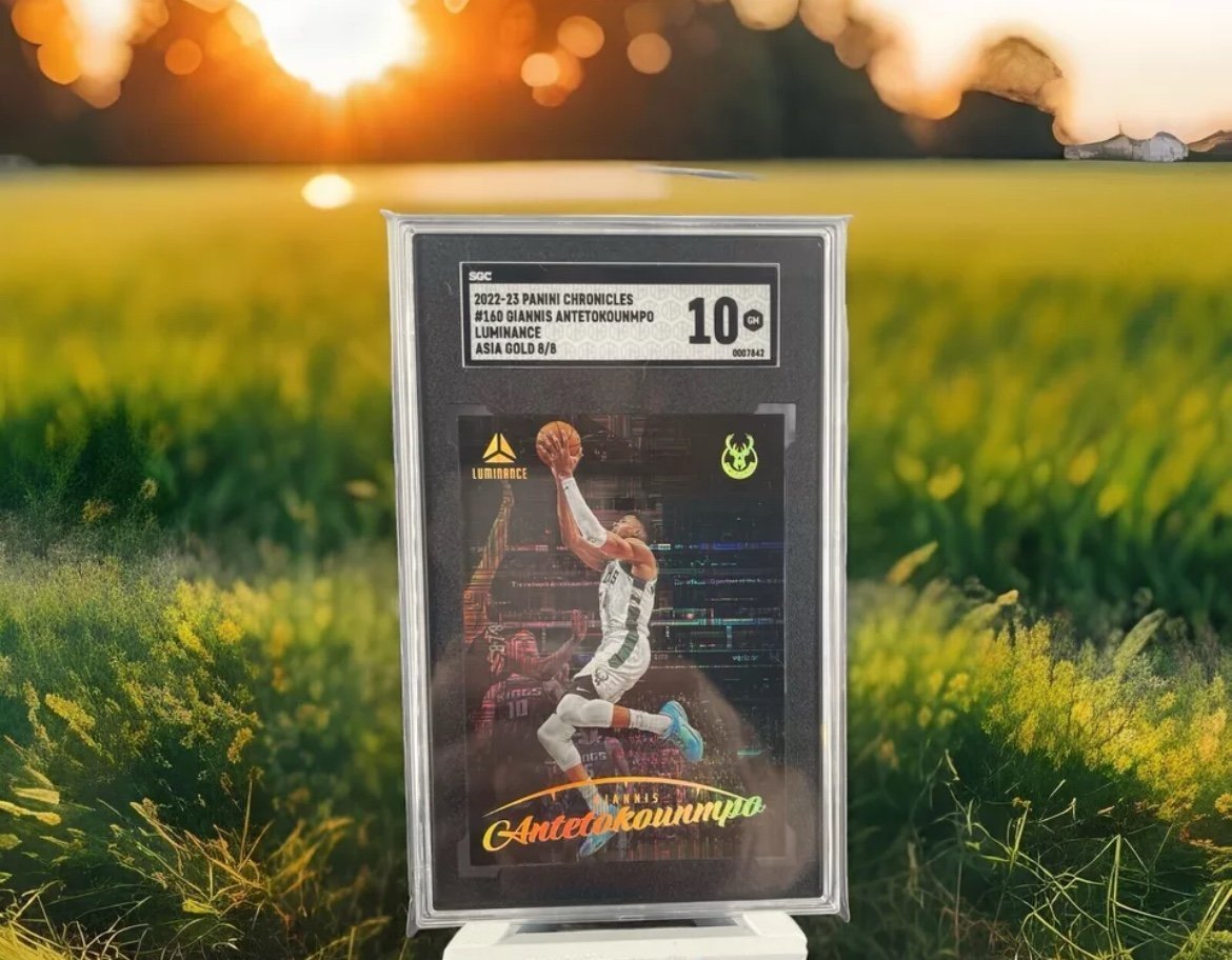 2022-23 Panini Chronicles Lucky Envelope Giannis Antetokounmpo 8/8 Last on Print