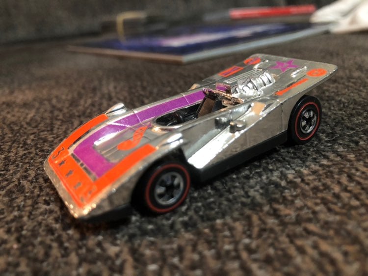 Hot Wheels redlines